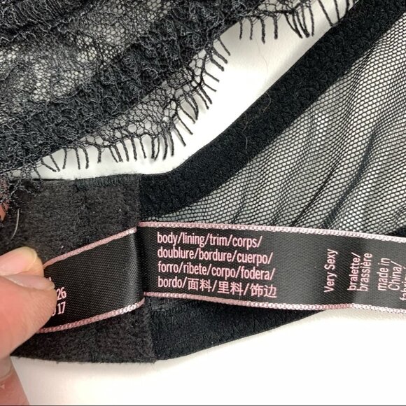 VICTORIA'S Secret Very Sexy Black Lace Bralette - Picture 7 of 8